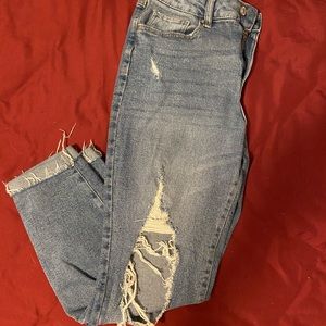 Women’s Destroyed High Waisted Jeans